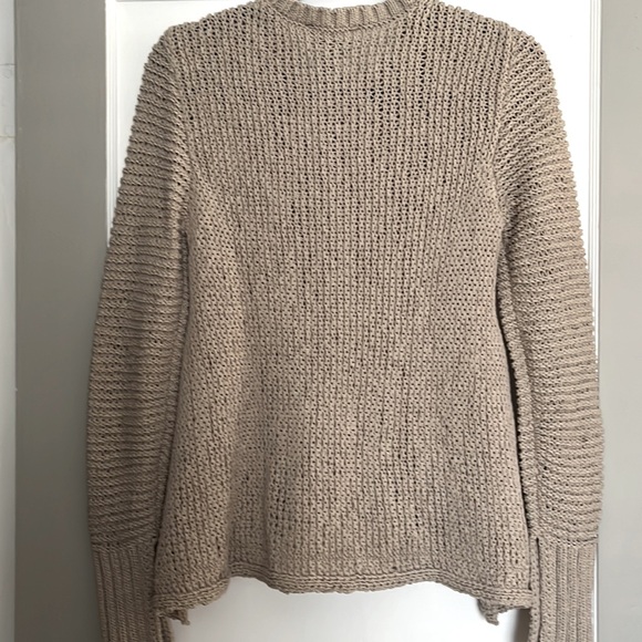 BCBG MAXAZRIA SWEATER - NWOT - Picture 6 of 8